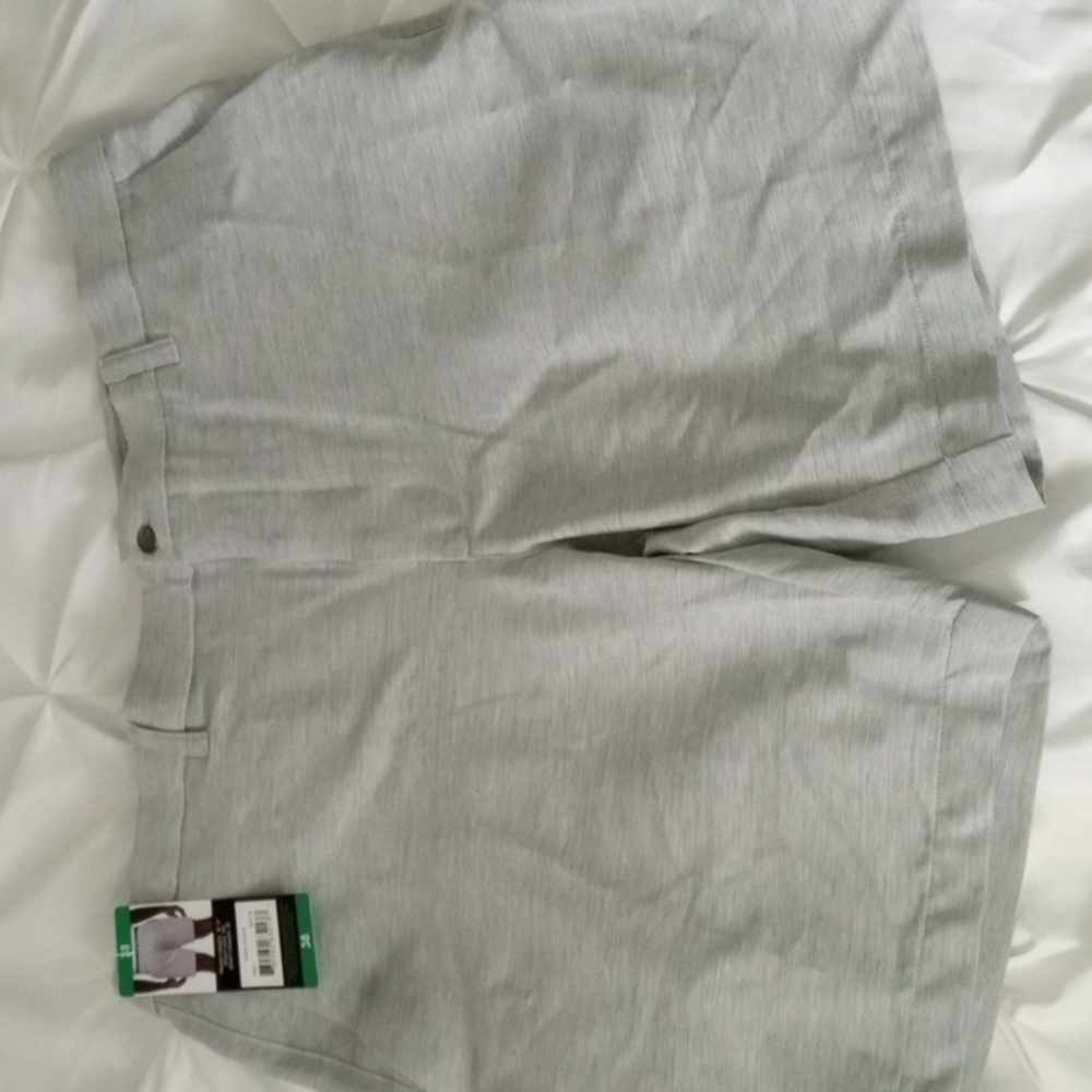 Callaway golf shorts for men